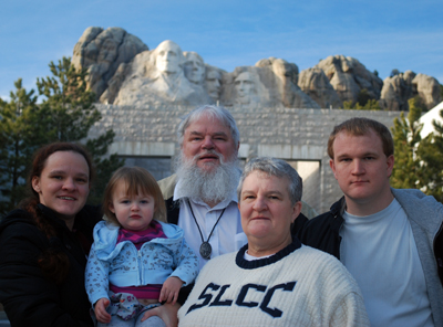 Family at Mount Rushmore entrance